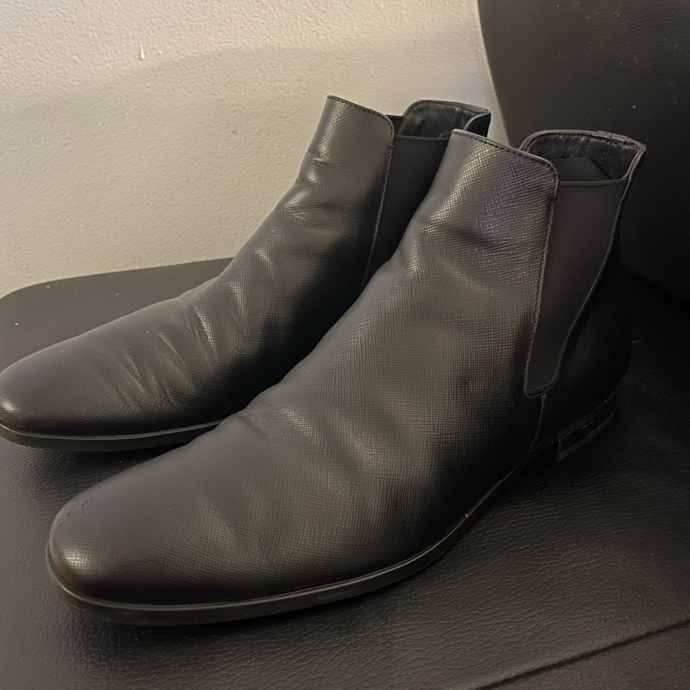 Prada Black Men's Leather Chelsea Ankle Boots
